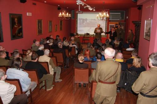 11.03.2014 r. Otwarcie wystawy Ułani z Wołynia 020