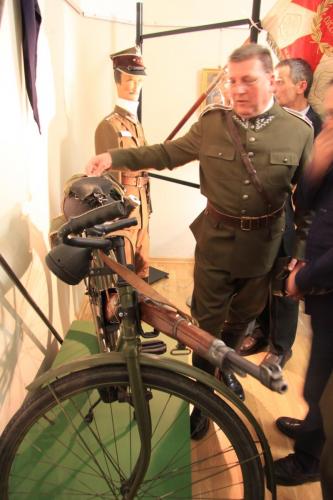 11.03.2014 r. Otwarcie wystawy Ułani z Wołynia 083