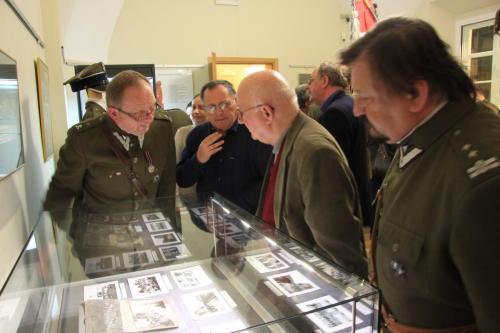 11.03.2014 r. Otwarcie wystawy Ułani z Wołynia 088