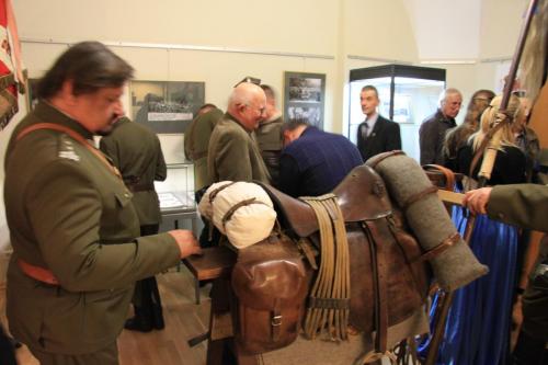 11.03.2014 r. Otwarcie wystawy Ułani z Wołynia 094